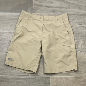 The North Face Shorts‎ Sz 32